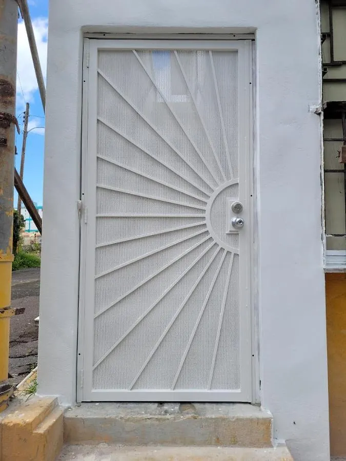 Jb23 Apts 3 Bedroom Apartment Near Airport Сан-Хуан